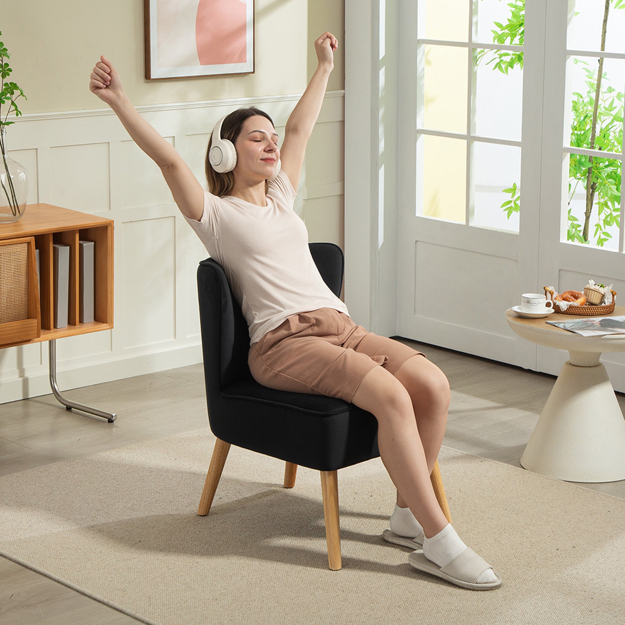Modern Accent Chair, Fabric Living Room Chair with Rubber Wood Legs and Thick Padding, Black